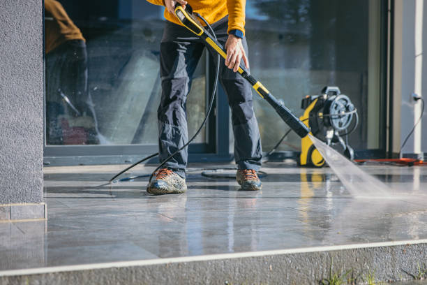 Best Restaurant Pressure Washing  in Ladysmith, WI